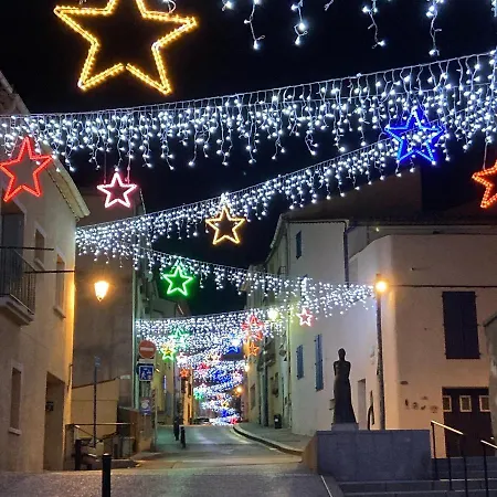 Moderne Sur Mer.la A Pieds, Espagne A 30mn